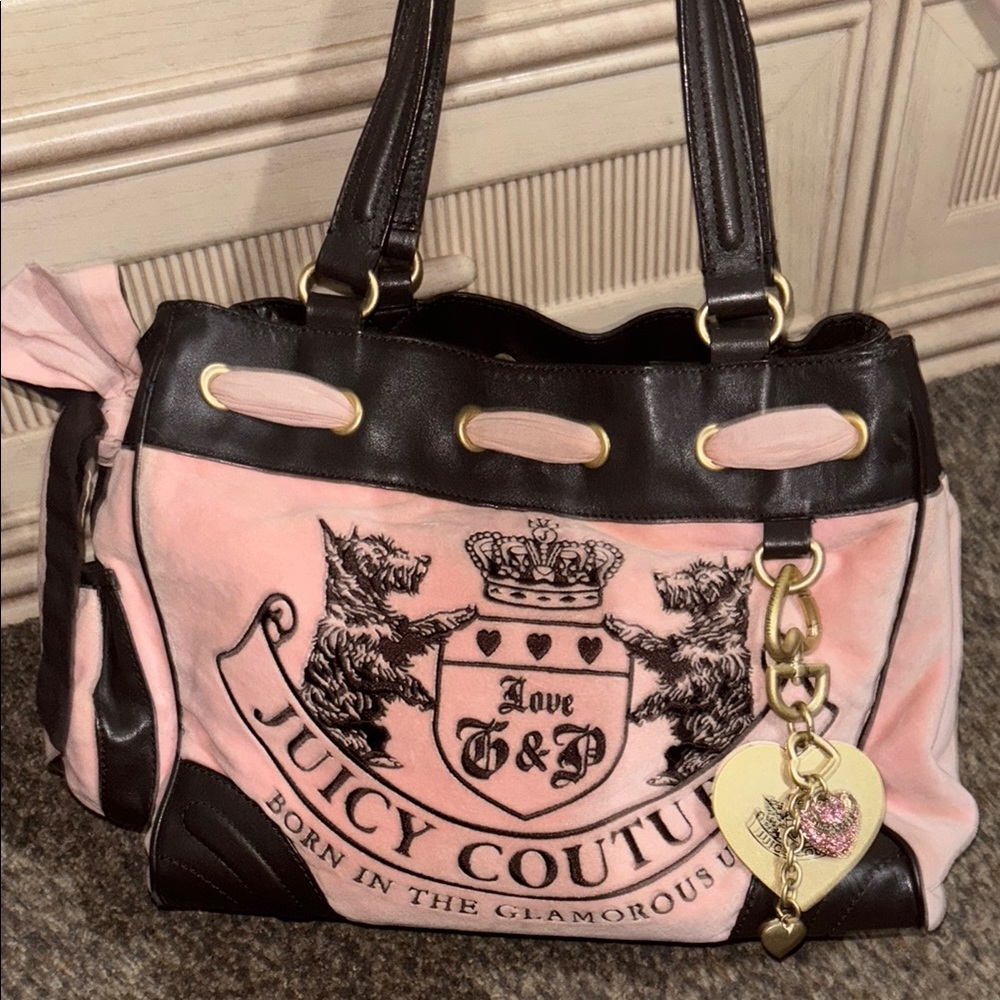 Juicy Couture light pink vintage daydreamer